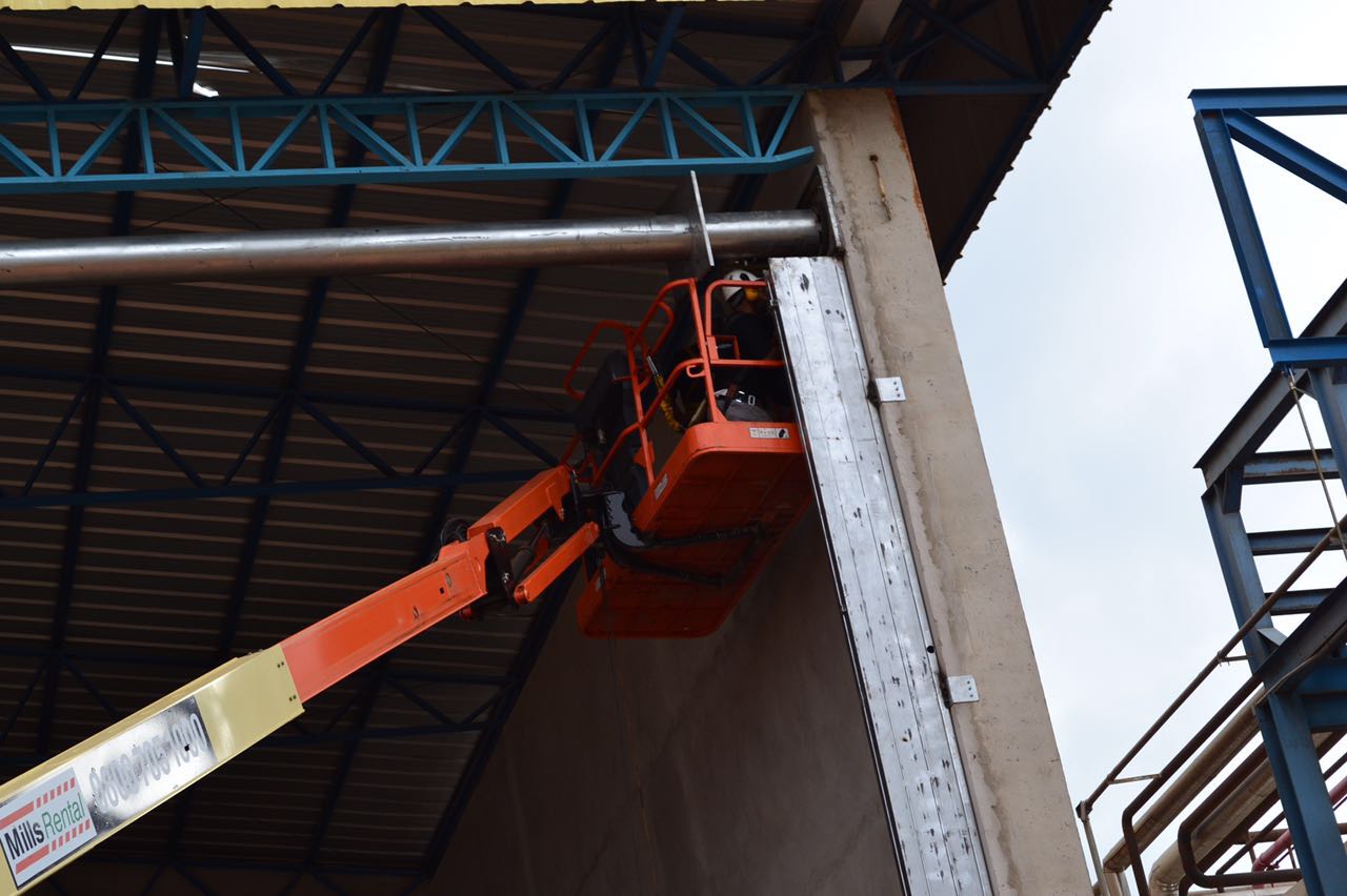 A Fábrica de Portas de Aço